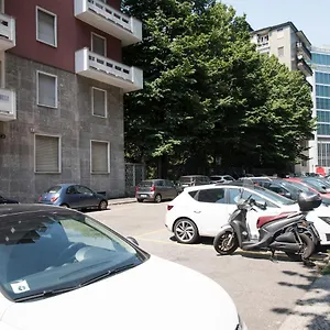 Youhosty - Paoli 3 , Milano Italia