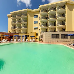 4* Hotell Rina